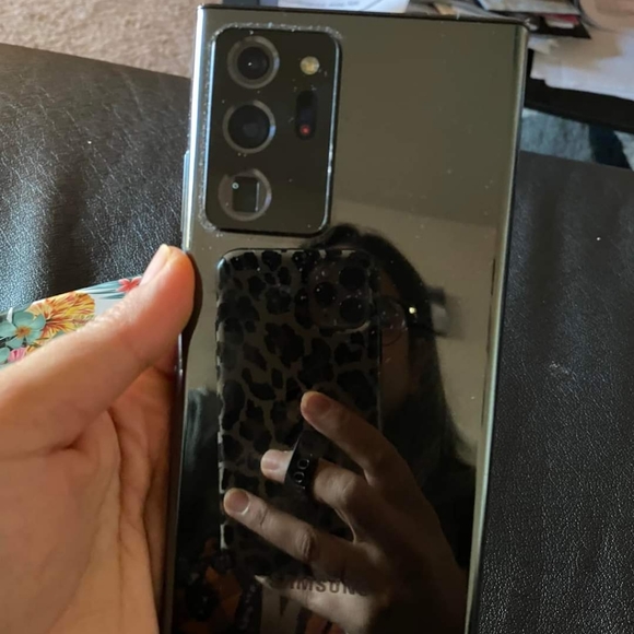 Samsung Note 20 Ultra 512GB - Picture 3 of 6